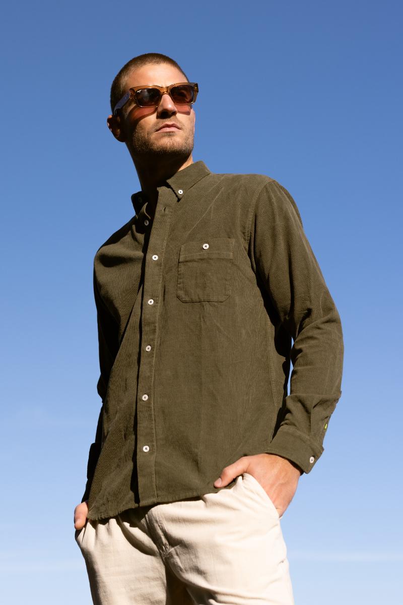 gilis Chemise Kaki en velours côtelé Col classique gilis Chemise Kaki en velours côtelé Col classique