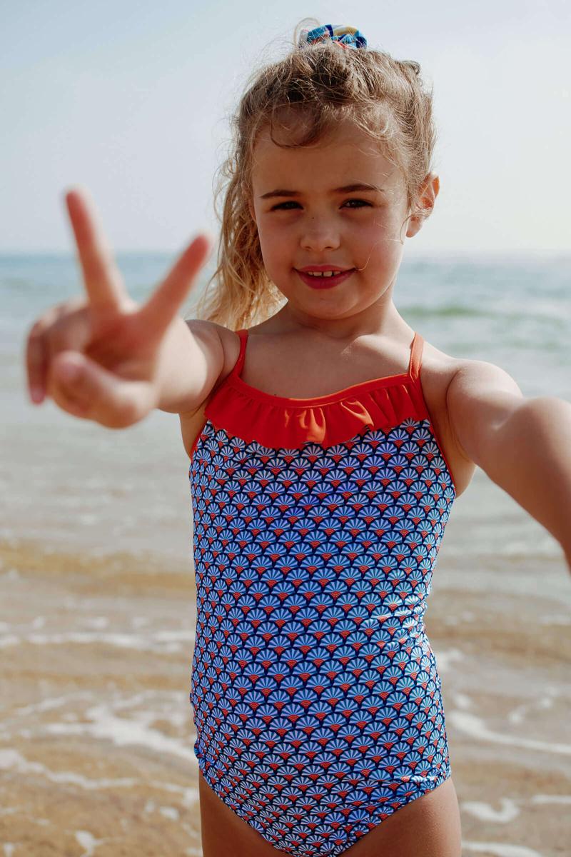 gilis Maillot de bain une pièce Java - Blue Sensu Le décolleté droit à volant pour petite fille