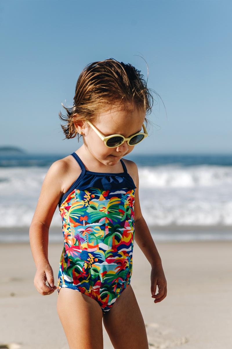 gilis Maillot de bain une pièce Java - Salento by Marion Chesnais Le décolleté droit à volant pour petite fille