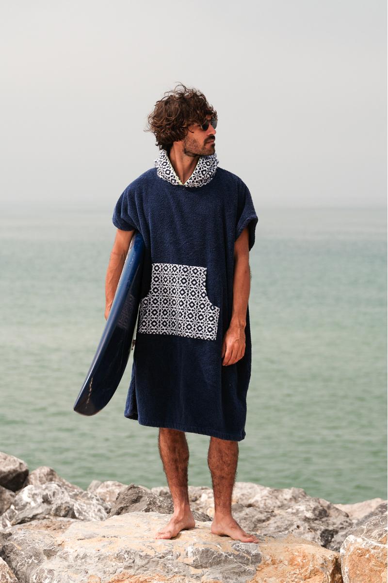 Gilis Poncho Navy Azulejos - Adulte Poncho En Coton Bouclette