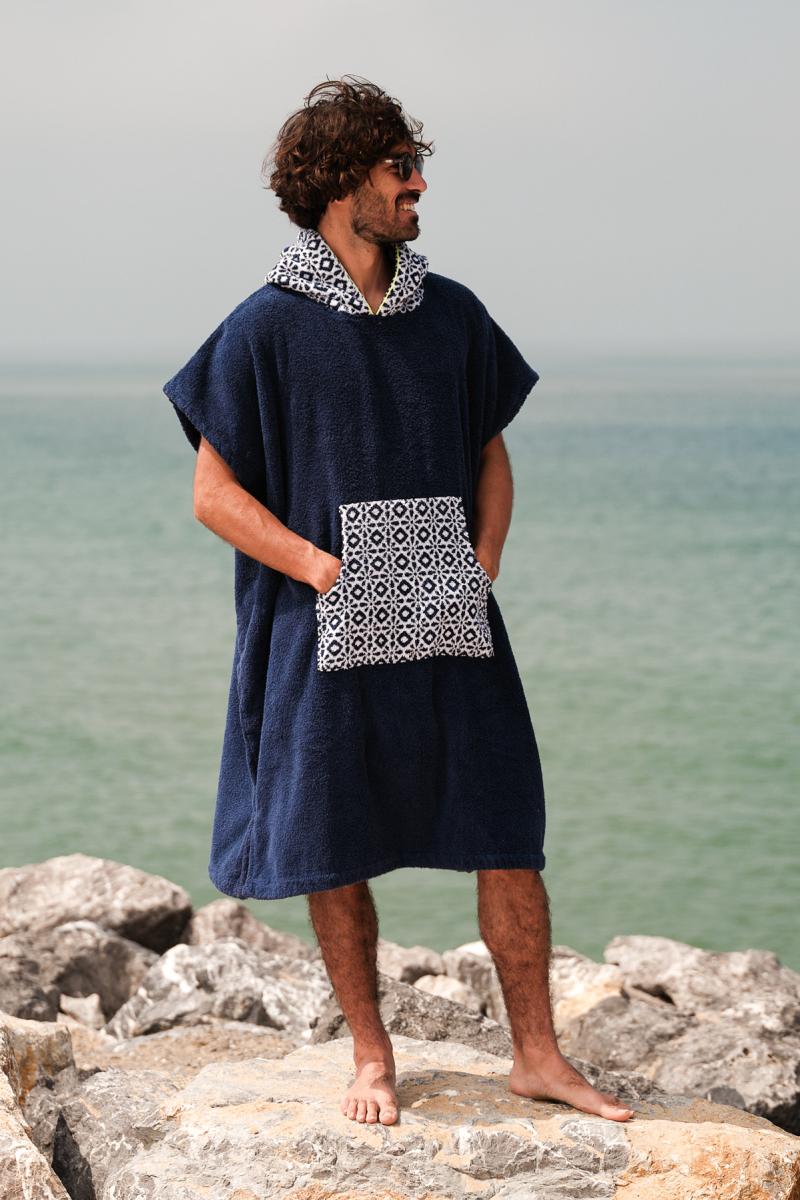 gilis Poncho Navy Azulejos - Adulte Poncho en coton bouclette gilis Poncho Navy Azulejos - Adulte Poncho en coton bouclette
