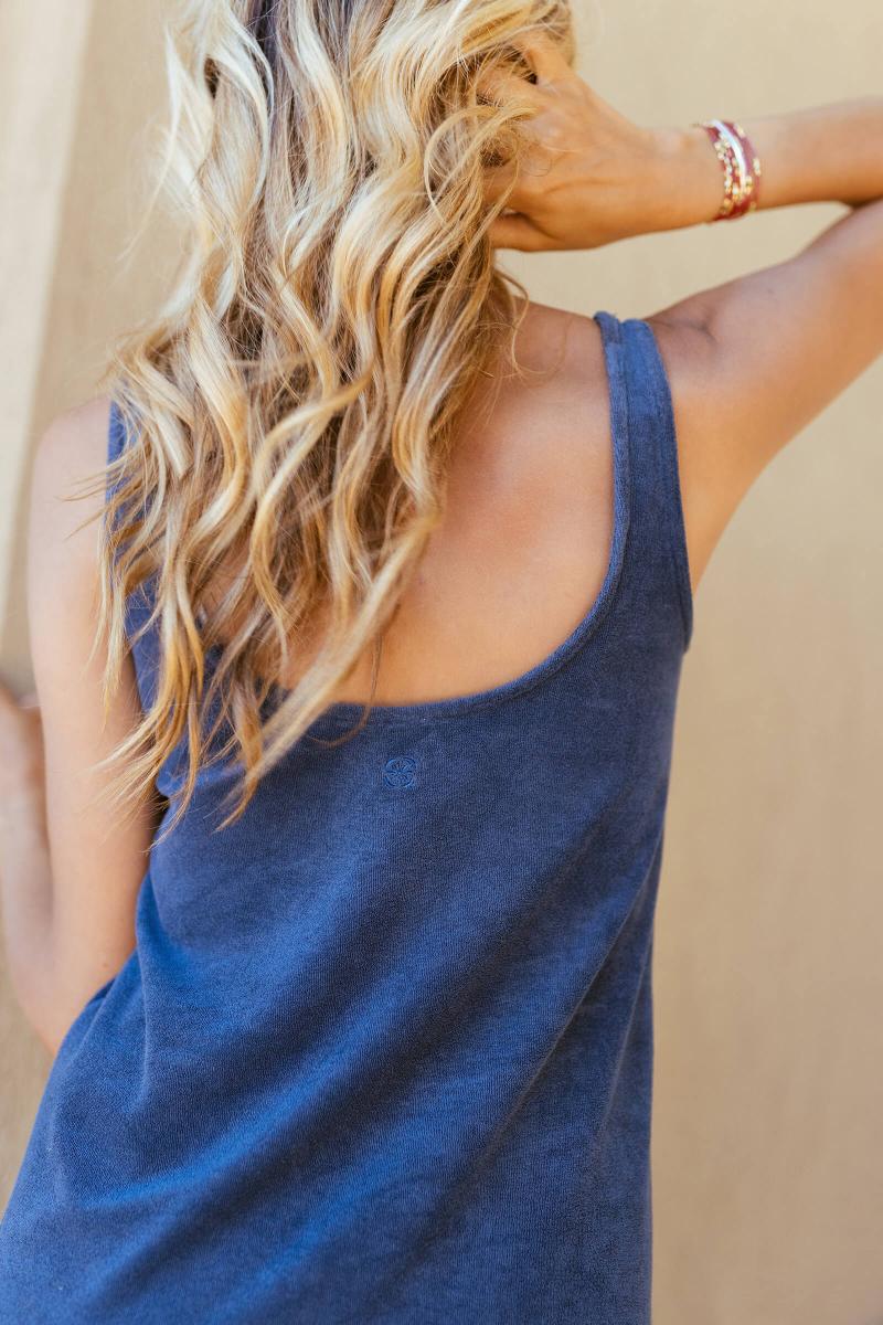 Gilis Robe Navy En éponge En Coton Doux Et Absorbant Certifié OEKO-TEX