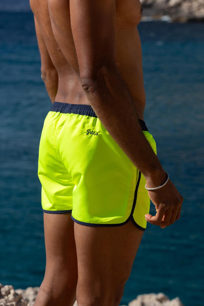 Gilis Short De Bain Court Komodo - Jaune Fluo Le Rétro Et Sportif à Ceinture élastiquée