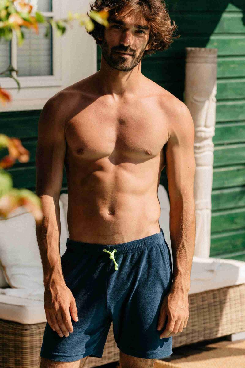 gilis Short Navy en éponge En coton doux et absorbant certifié OEKO-TEX