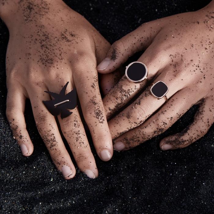 Ginette Ny Jumbo Onyx Georgia Ring