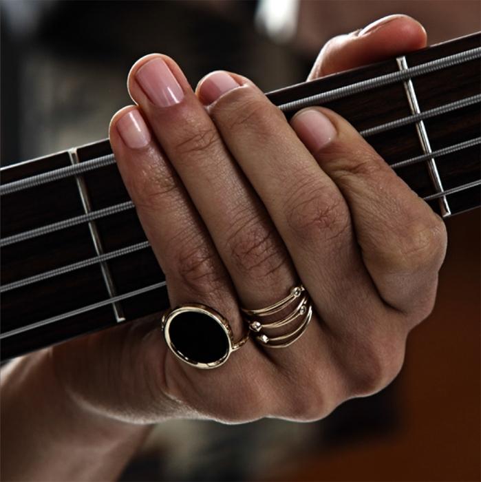 Ginette Ny Mini Lonely Diamond Ring