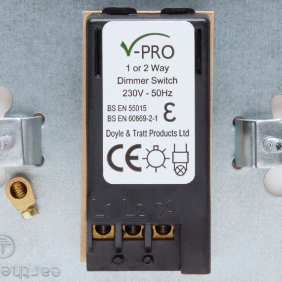 girard sudron Variateur mural blanc encastrable pour led 1-120W V-Pro IP20