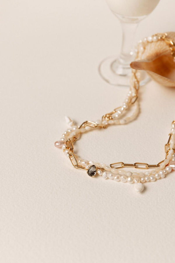 Gisèl B Choker Sia