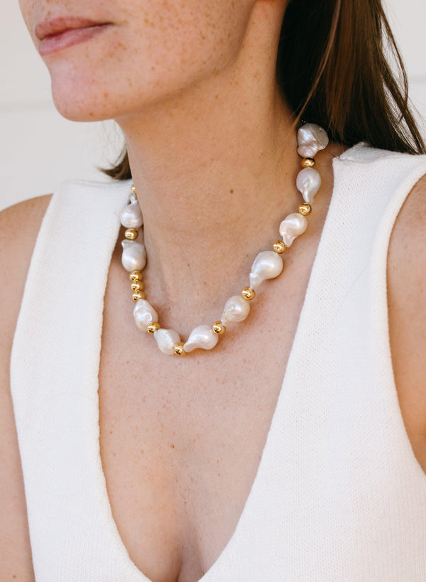 gisèl b Collier Molly