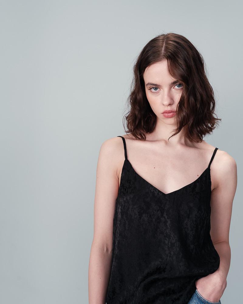 grace & mila TOP NOIR NISRINE