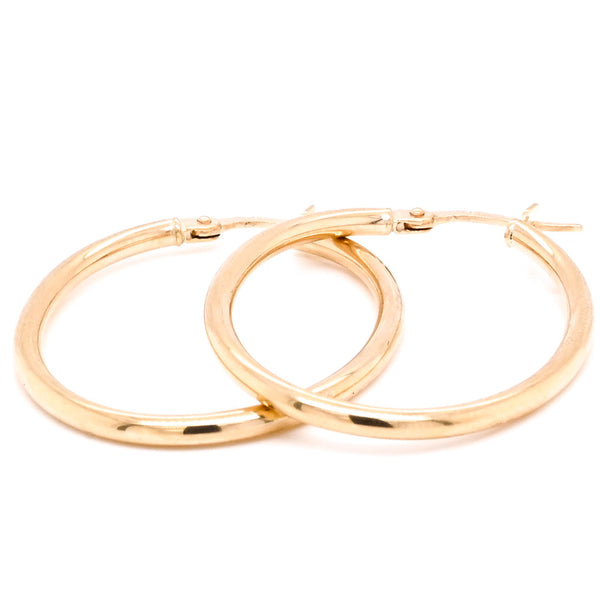Graziella 10 Karat Yellow Gold Oval Oval Hoop Earrings