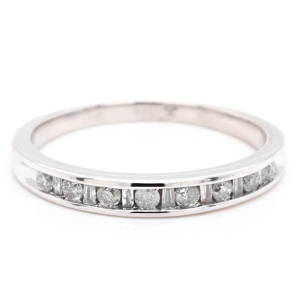 graziella 10KT White Gold 0.23CTW Diamond Wedding Band