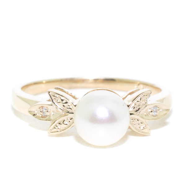 graziella 10KT Yellow Gold 4MM Cultured Pearl and Diamond Ring