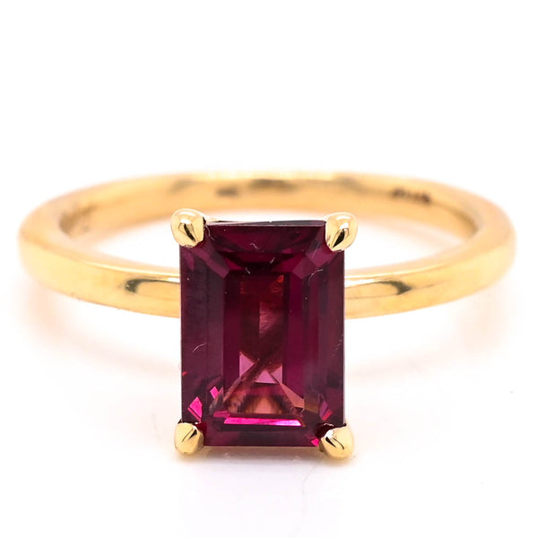 graziella 10KT Yellow Gold Emerald Shape Rhodolite Garnet Childrens Ring
