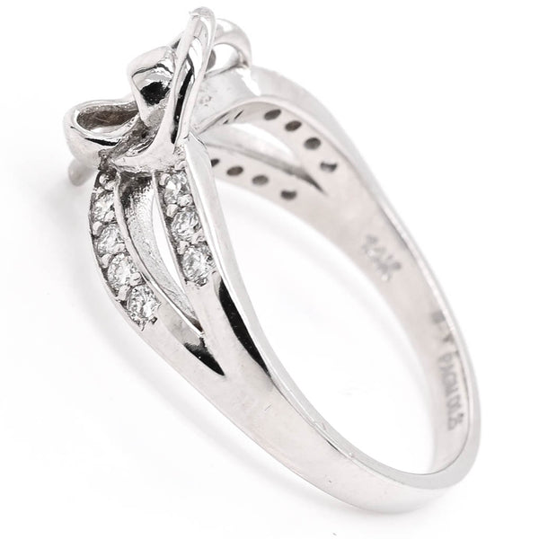 Graziella 14KT White Gold 0.25CTW Diamond Heart Bow Ring