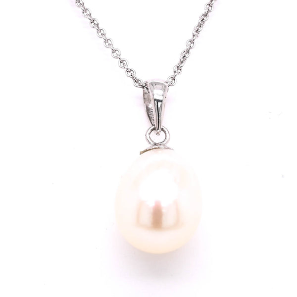 graziella 14KT White Gold 20" 9-10mm Freshwater Pear Necklace