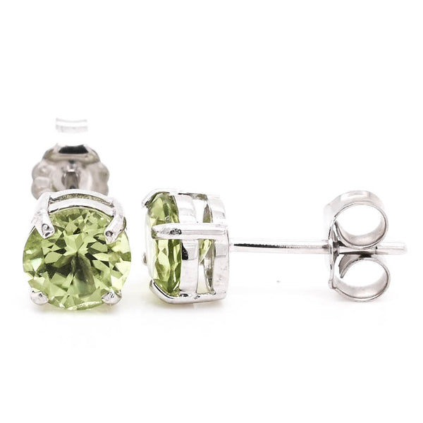 graziella 14KT White Gold Round shape Peridot Stud Earrings