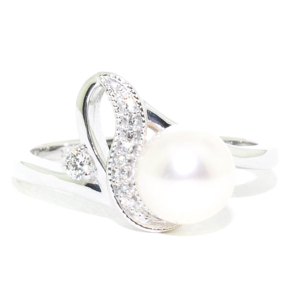 graziella Fire and Ice 10KT White Gold 6.5-7MM Freshwater Pearl and Canadian Diamond Ring