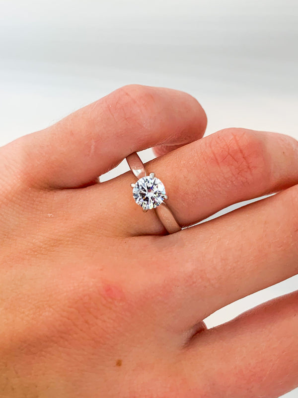 Graziella Sterling Silver Round Brilliant C.Z Ring