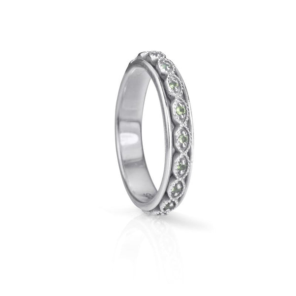 graziella Renew Meditation Ring. Sterling Silver and Peridot. Size 9
