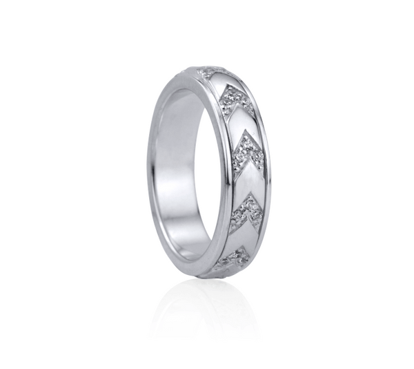 graziella Satya Meditation Ring. Sterling Silver and C.Z. Size 10