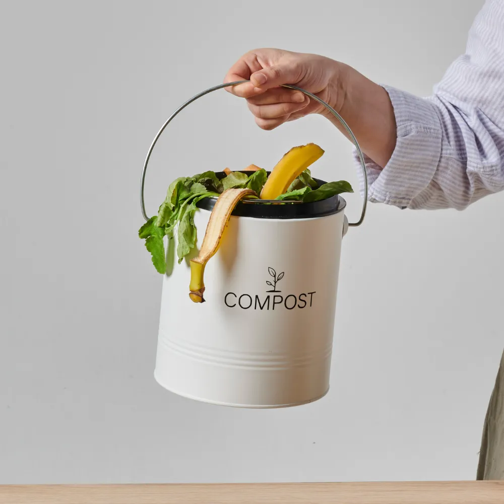 Guillouard Seau à Compost Rond 8L - Avec Filtre & Seau Plastique 4.5L - Blanc