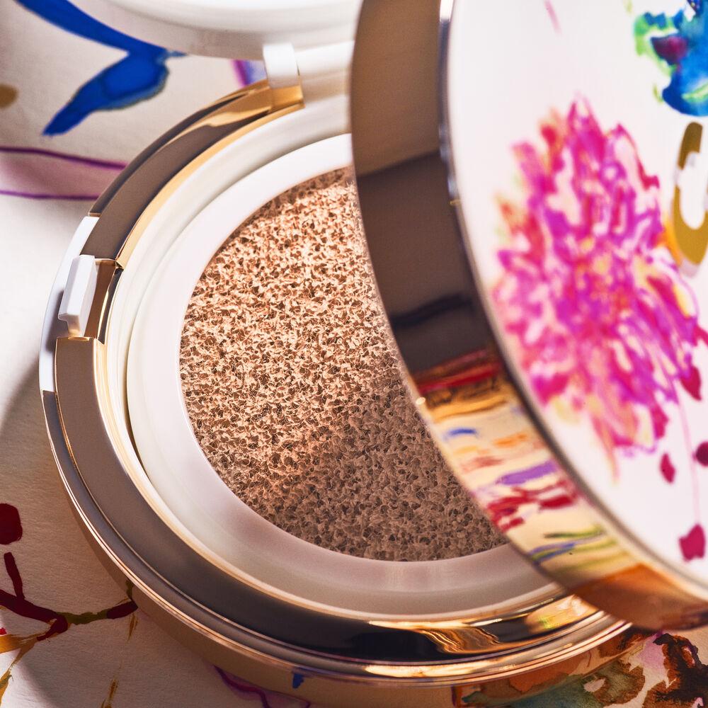 Hair Rituel By Sisley Phyto-Blanc Le Cushion Blooming Peonies Collection 00C Swan