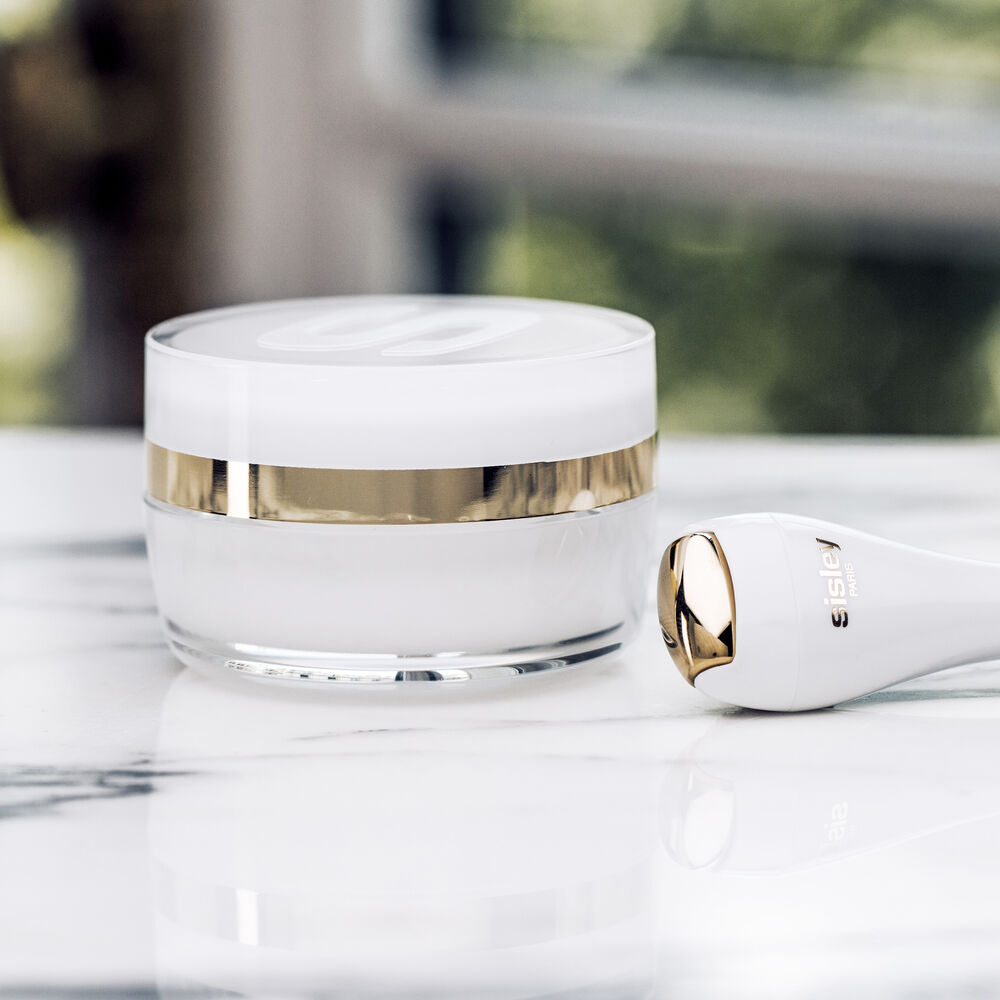 Hair Rituel By Sisley Sisleÿa L'Intégral Anti-Âge Crème Contour Des Yeux Et Des Lèvres