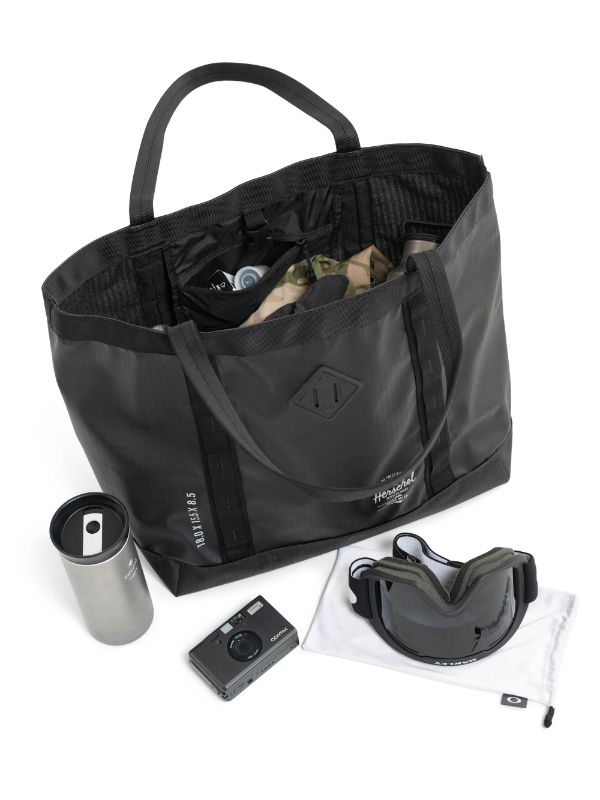Herschel All Season Gear Tote - 33L