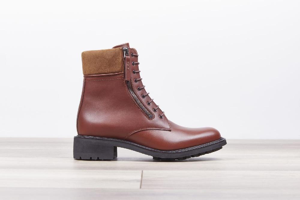 Heschung Boots Heschung En Cuir Lisse Marron Clair à L'allure Rock Sur Semelle Gomme