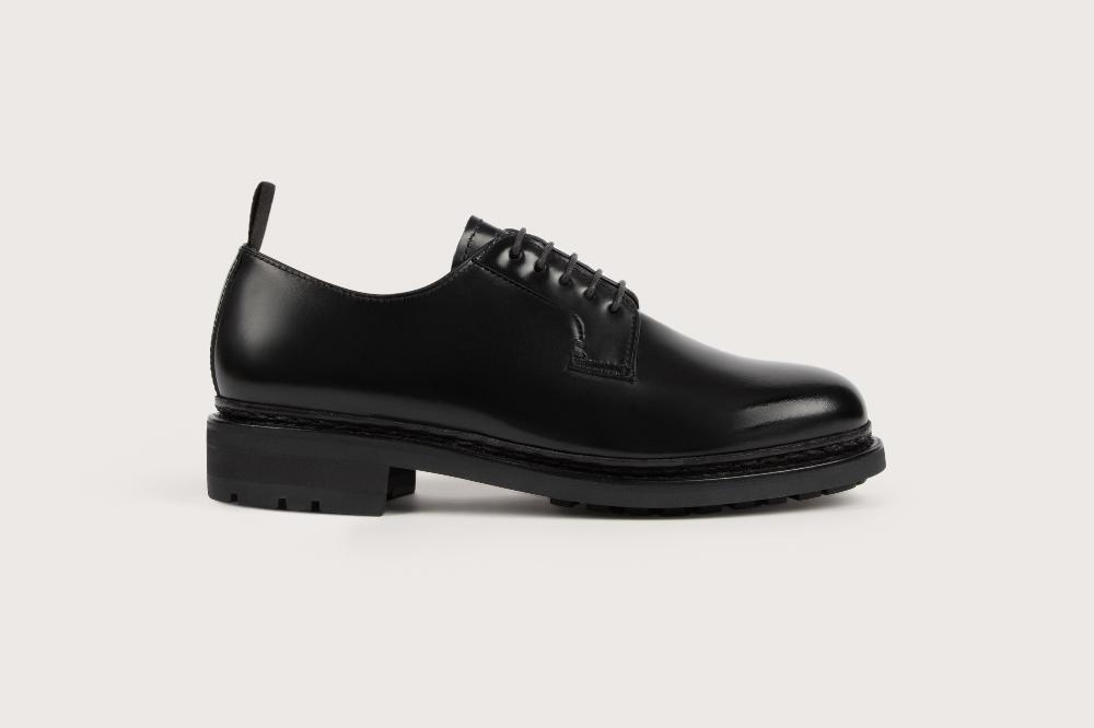 Heschung Derby Aronia En Cuir Brillant Noir Pour Femme Semelle Gomme