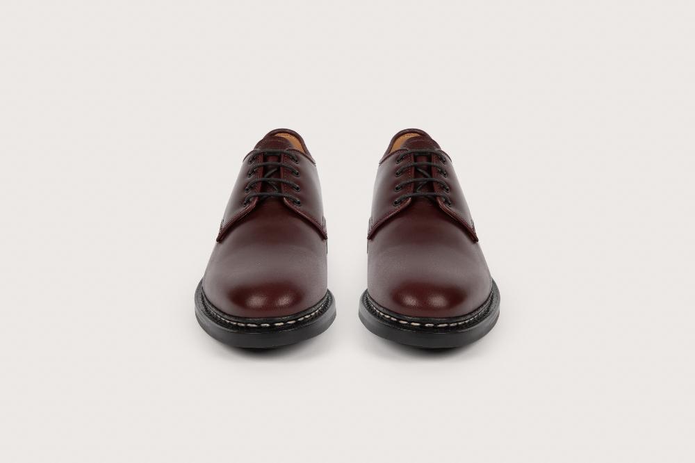 Heschung Derby Femme Intemporel En Cuir Lisse Rouge Foncé Pour Une Allure Casual Ou Habillée