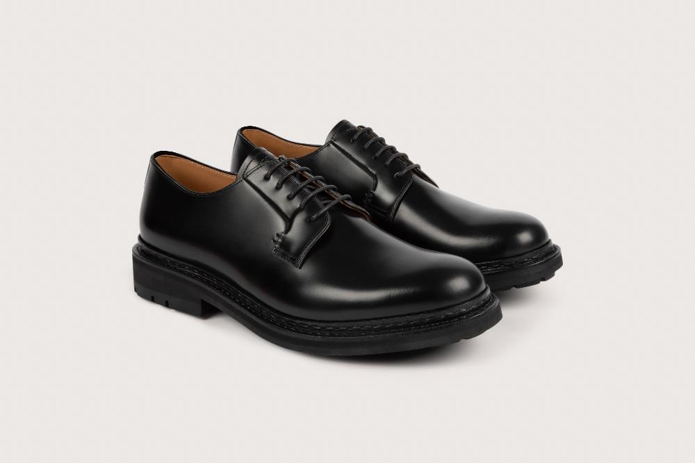 heschung Derby homme en cuir brillant noir élégant au style affirmé heschung Derby homme en cuir brillant noir élégant au style affirmé