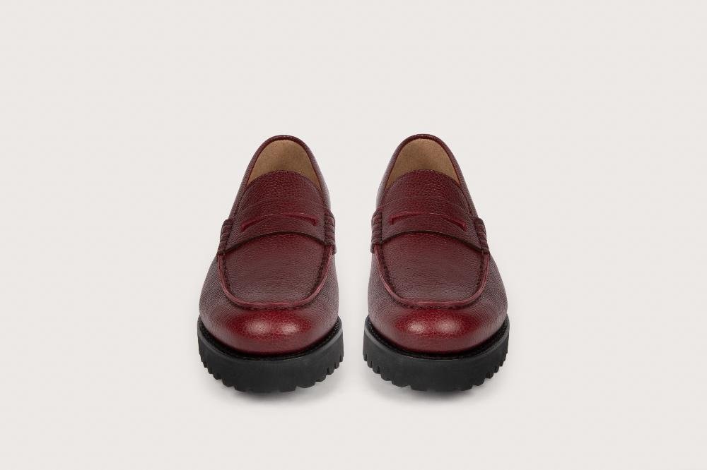 Heschung Mocassin En Cuir Légèrement Grainé Pour Femme Semelle Gomme Coloris Bordeaux