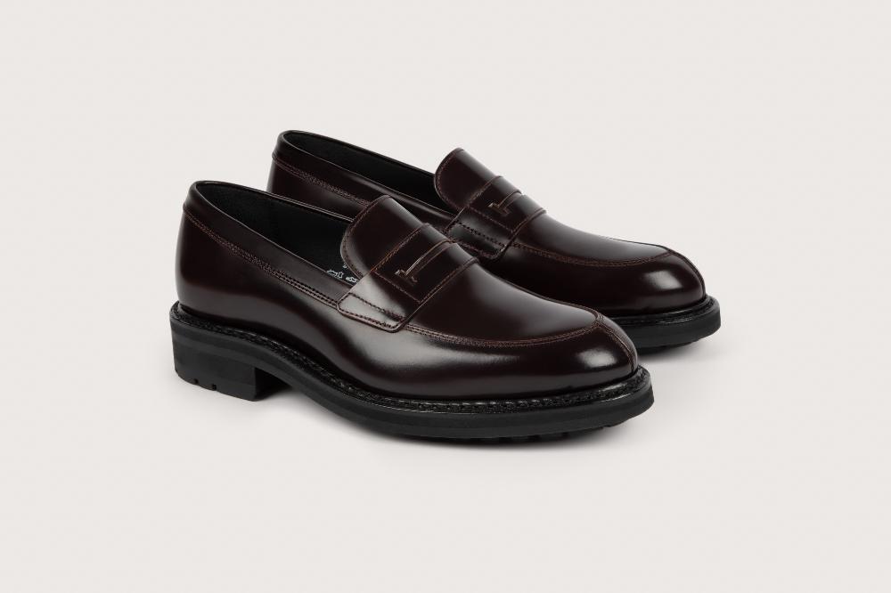 Heschung Mocassin Femme En Cuir Aubergine Sur Semelle Commando Pour Une Allure élégante Et Affirmée