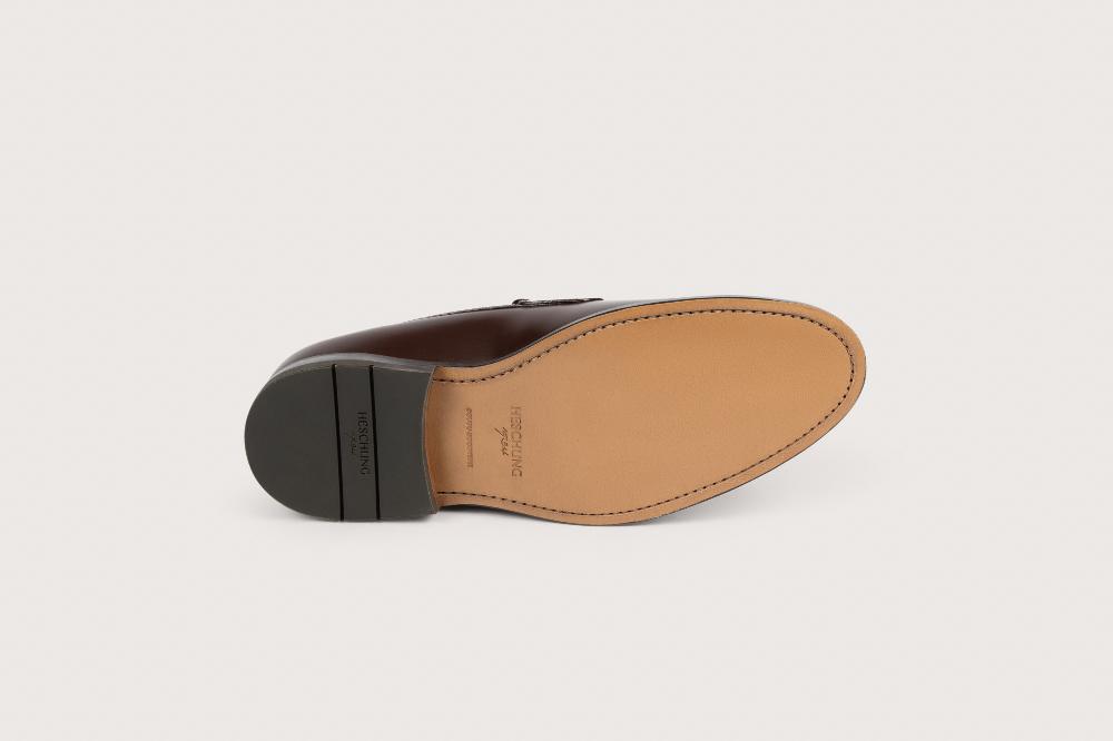 Heschung Mocassin Homme En Cuir Brillant Marron Sur Semelle Cuir Pour Une Allure élégante