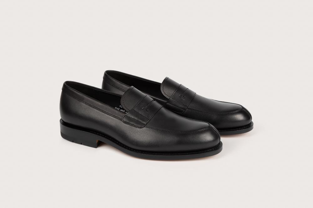 Heschung Mocassin Homme En Cuir Brillant Noir Sur Semelle Cuir Pour Une Allure élégante