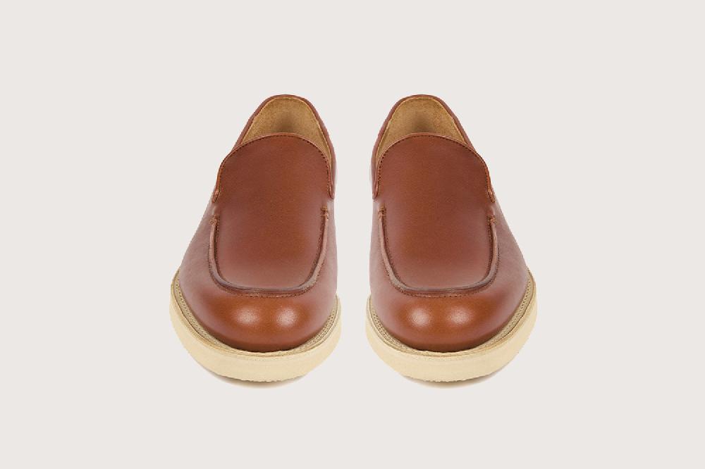 Heschung Mocassin Homme En Cuir Végétal Sienne Au Style Affirmé Sur Semelle Gomme