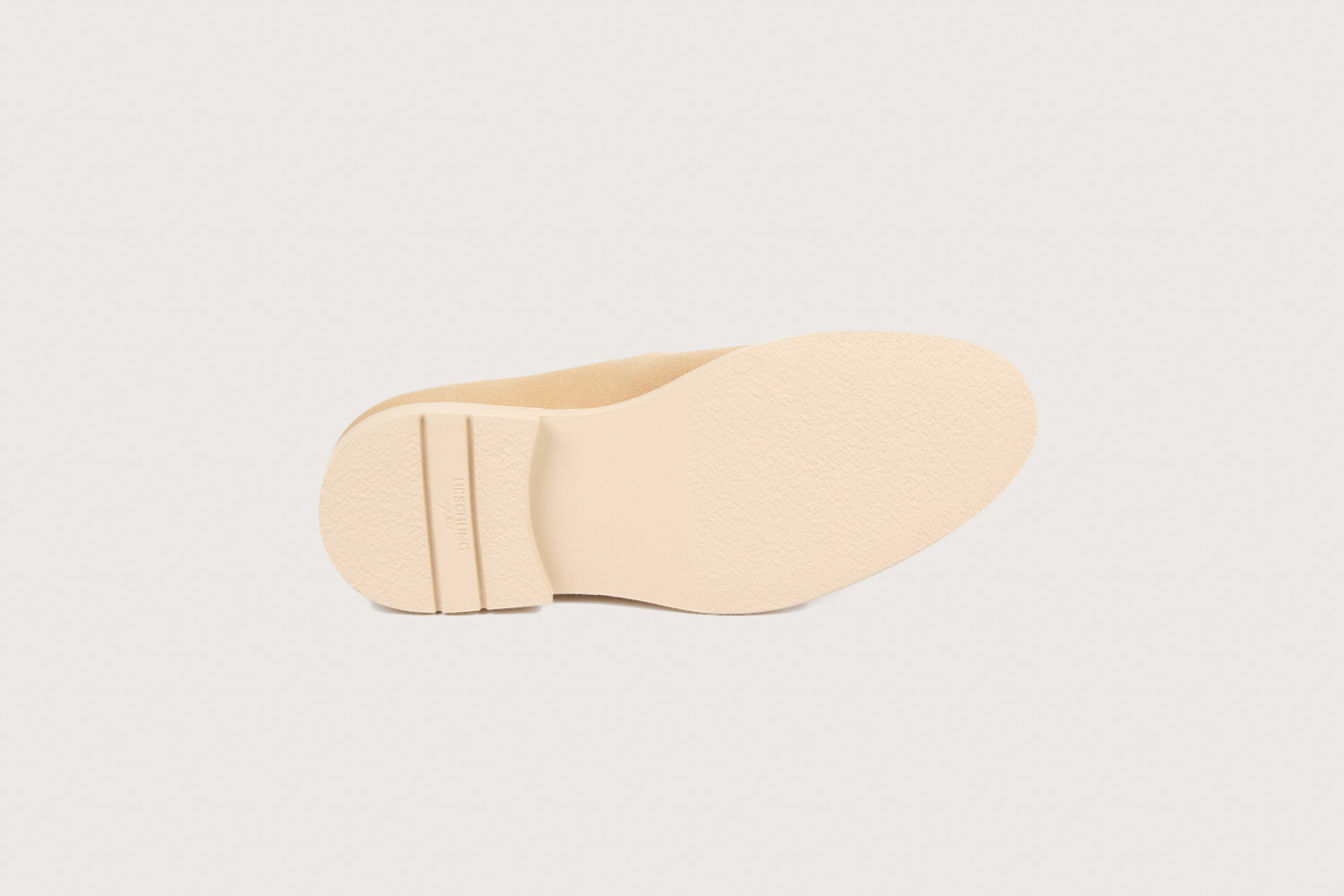 Heschung Mocassin Homme En Hydrovelours Sable Au Style Affirmé Sur Semelle Gomme