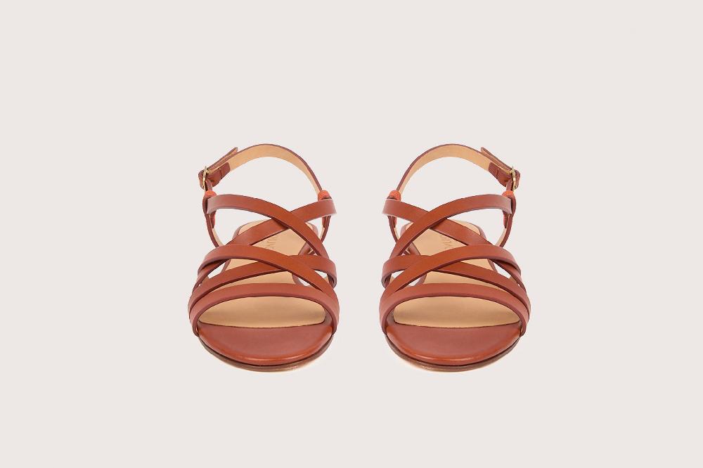 Heschung Sandale Plate Intemporelle Femme En Cuir De Vachette Sienne Sur Semelle Cuir