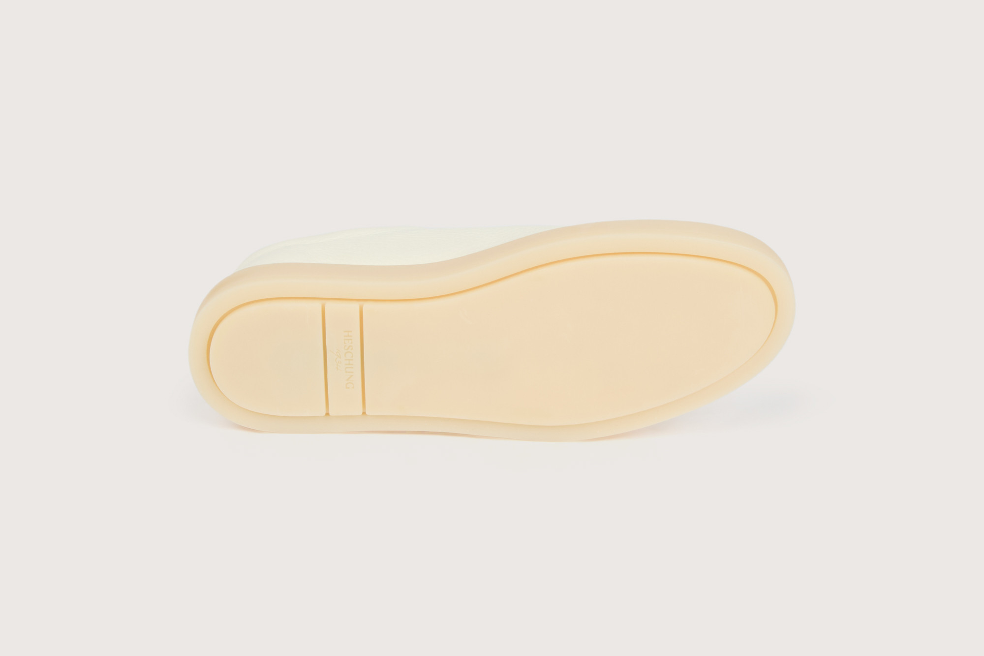 Heschung Sneakers Femme En Cuir Blanc Sur Une Semelle En Gomme élégantes Et Confortables