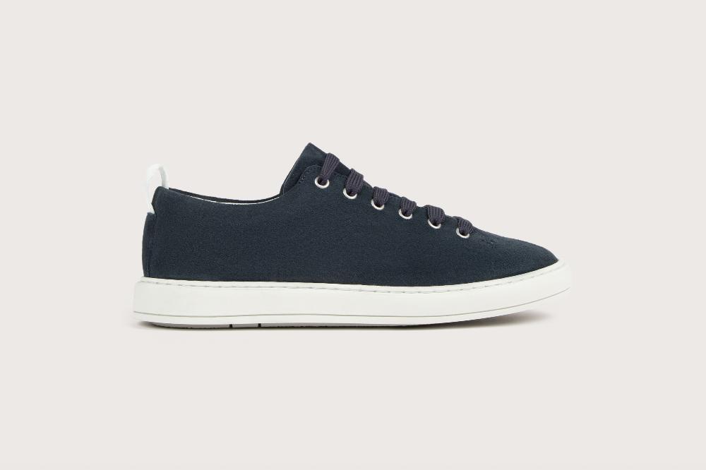 Heschung Sneakers Femme En Veau Velours Bleu Marine Sur Une Semelle En Gomme élégantes Et Confortables