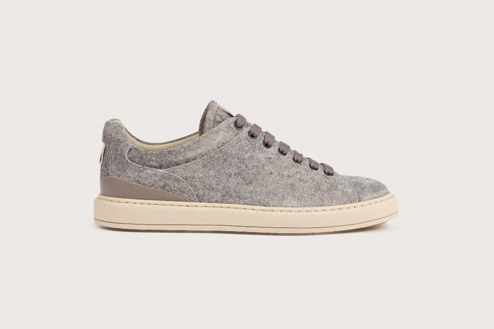 Heschung Sneakers Femme Moderne Et épurée En Cuir De Veau Velours Feutre Et Semelle Gomme