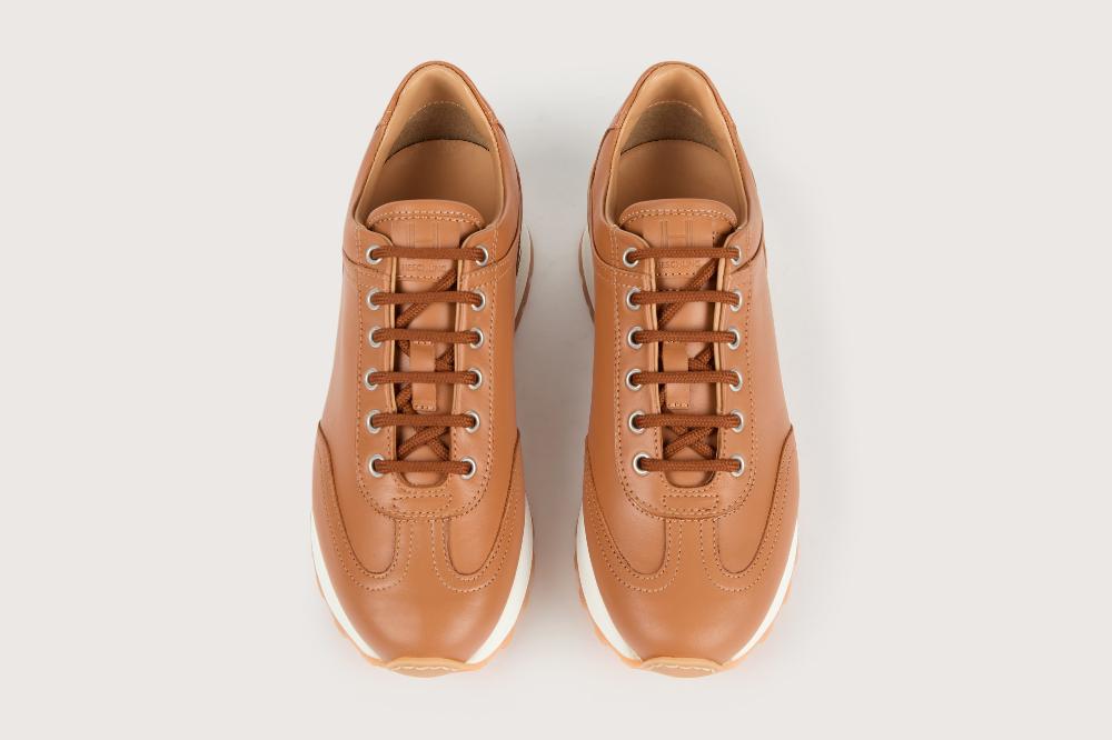 Heschung Sneakers Femme Raffinées Et élégantes En Cuir Lisse Marron Clair