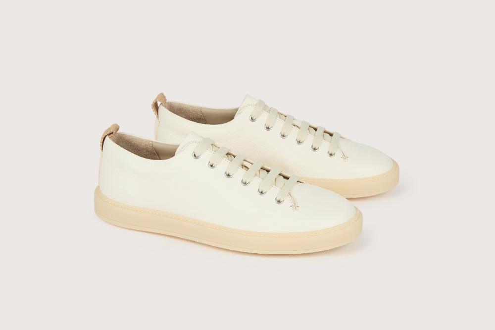 heschung Sneakers homme en cuir de veau sur une semelle en gomme élégantes et confortables