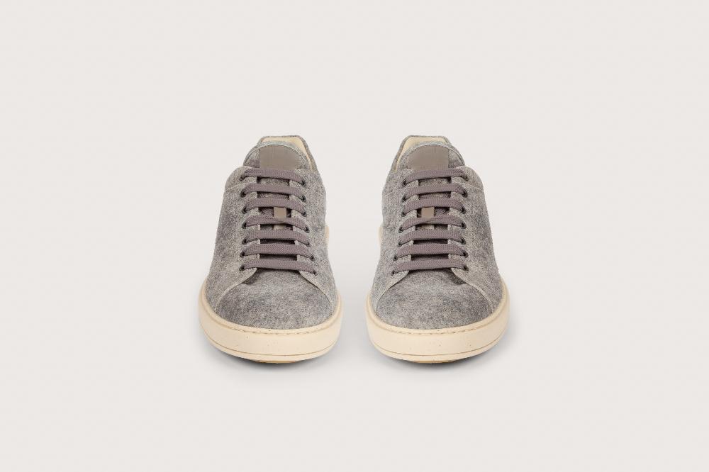 Heschung Sneakers Homme Moderne Et épurée En Cuir De Veau Velours Feutre Et Semelle Gomme