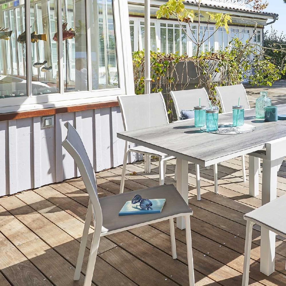 hesperide Chaise de jardin empilable ESSENTIA Galet & Blanc