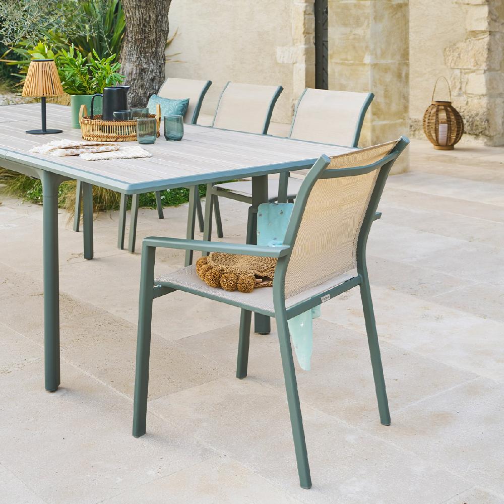 hesperide Ensemble table de jardin DILORS + 10 fauteuils empilables ESSENTIA Lin & Laurier