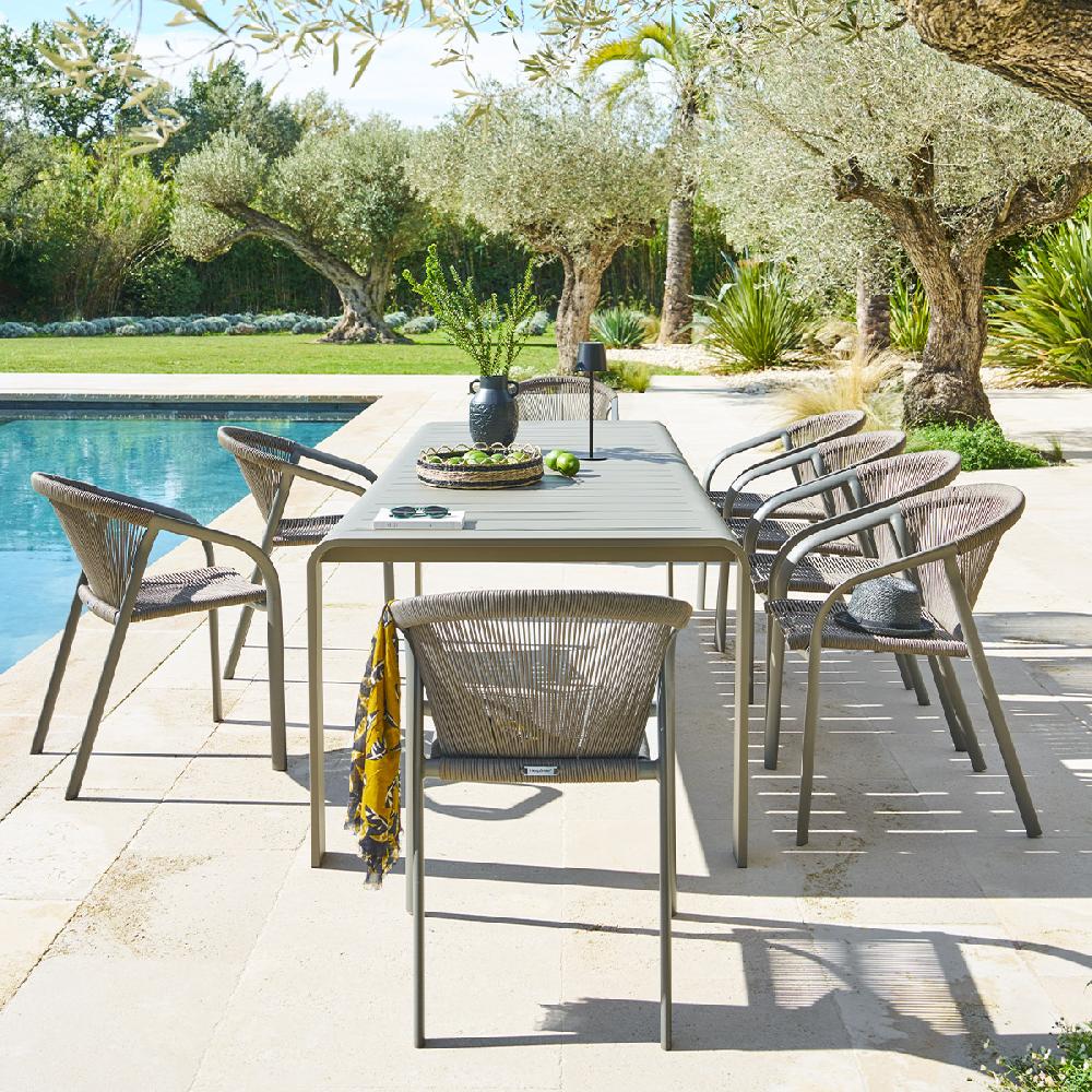hesperide Ensemble table de jardin DOMILLY + 10 fauteuils empilables RIU Café
