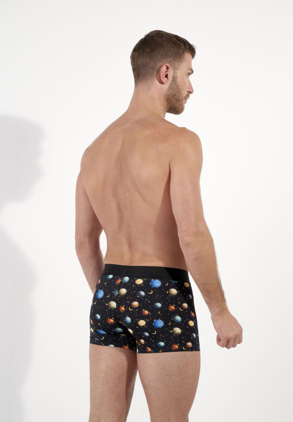 hom fabriqué dans des matières de qualité pour apporter confort et style